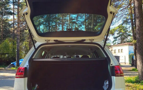 Volkswagen Golf VII, 2016 год, 1 910 000 рублей, 30 фотография