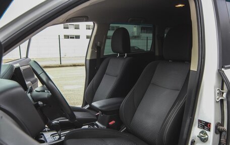 Mitsubishi Outlander III рестайлинг 3, 2018 год, 1 799 000 рублей, 7 фотография