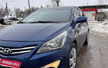 Hyundai Solaris II рестайлинг, 2015 год, 780 000 рублей, 3 фотография