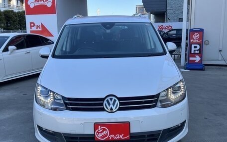 Volkswagen Sharan II, 2016 год, 1 335 000 рублей, 2 фотография