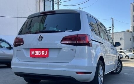 Volkswagen Sharan II, 2016 год, 1 335 000 рублей, 4 фотография