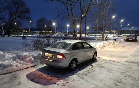 Volkswagen Polo VI (EU Market), 2011 год, 800 000 рублей, 2 фотография