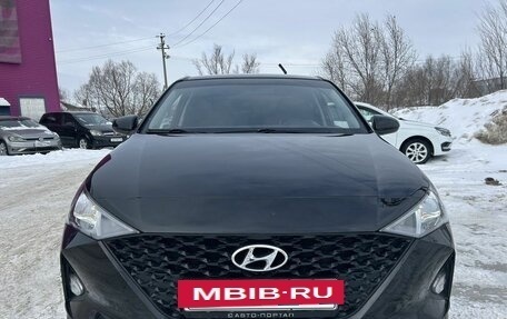 Hyundai Solaris II рестайлинг, 2020 год, 1 380 000 рублей, 10 фотография