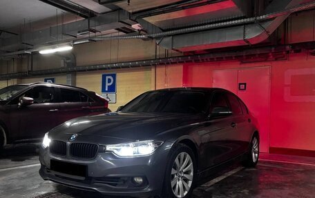 BMW 3 серия, 2018 год, 2 100 000 рублей, 1 фотография