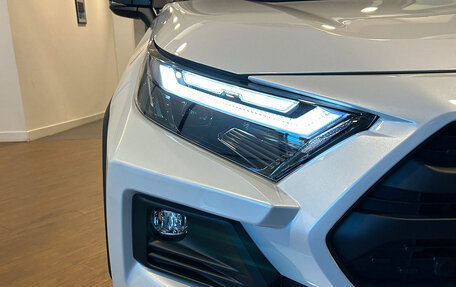 Toyota RAV4, 2025 год, 4 090 000 рублей, 7 фотография