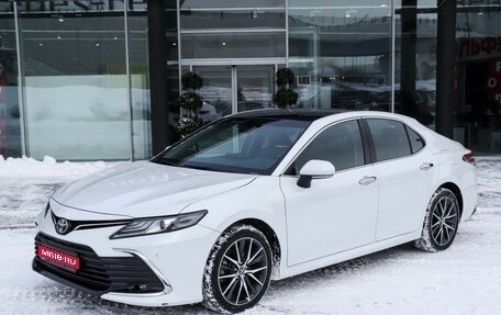 Toyota Camry, 2022 год, 3 740 000 рублей, 1 фотография