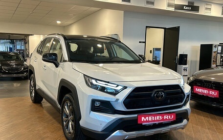 Toyota RAV4, 2025 год, 4 090 000 рублей, 3 фотография