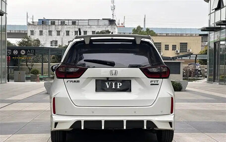 Honda Fit, 2023 год, 1 140 013 рублей, 6 фотография