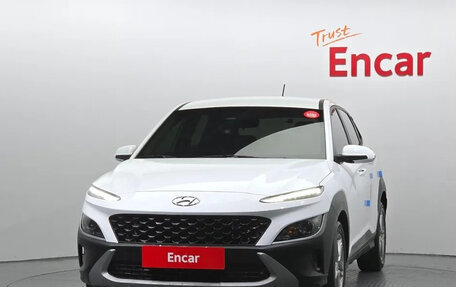 Hyundai Kona I, 2022 год, 1 400 000 рублей, 2 фотография