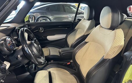 MINI Cabrio, 2021 год, 2 800 000 рублей, 14 фотография