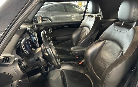 MINI Cabrio, 2021 год, 2 750 000 рублей, 17 фотография