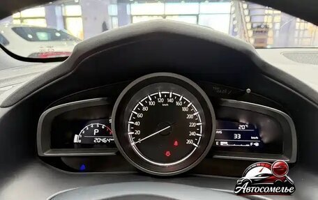 Mazda CX-4, 2021 год, 1 760 000 рублей, 11 фотография