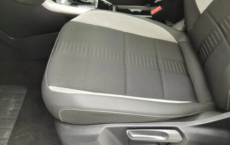 Volkswagen T-Roc I, 2022 год, 1 480 000 рублей, 10 фотография