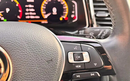 Volkswagen T-Roc I, 2022 год, 1 940 001 рублей, 15 фотография