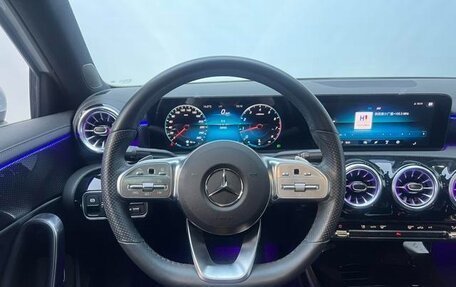 Mercedes-Benz A-Класс, 2022 год, 1 710 000 рублей, 8 фотография