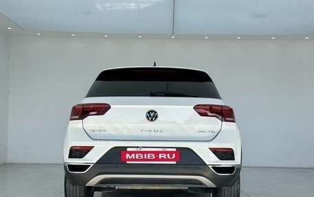 Volkswagen T-Roc I, 2022 год, 1 460 000 рублей, 6 фотография