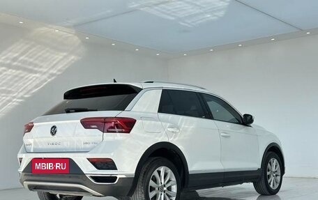 Volkswagen T-Roc I, 2022 год, 1 460 000 рублей, 5 фотография