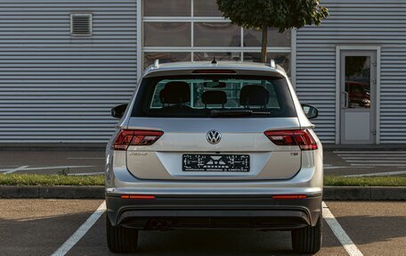 Volkswagen Tiguan II, 2019 год, 1 755 000 рублей, 5 фотография