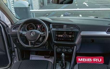 Volkswagen Tiguan II, 2019 год, 1 755 000 рублей, 16 фотография