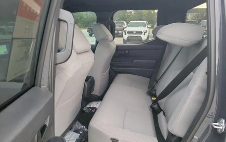 Toyota Tacoma, 2026 год, 6 200 000 рублей, 19 фотография