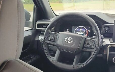 Toyota Tacoma, 2026 год, 6 200 000 рублей, 21 фотография