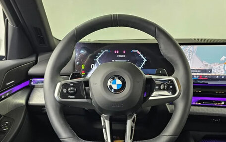 BMW 5 серия, 2025 год, 6 400 000 рублей, 6 фотография