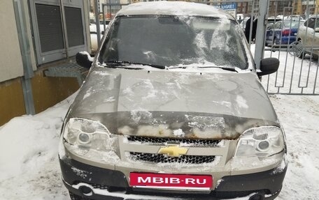Chevrolet Niva I рестайлинг, 2012 год, 410 000 рублей, 2 фотография