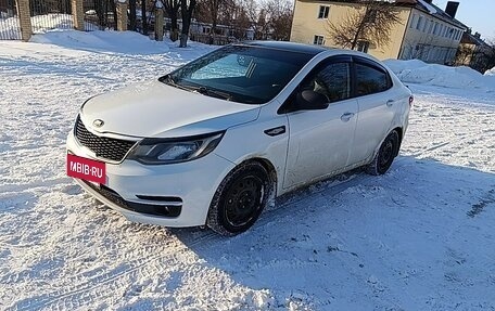 KIA Rio III рестайлинг, 2015 год, 750 000 рублей, 3 фотография