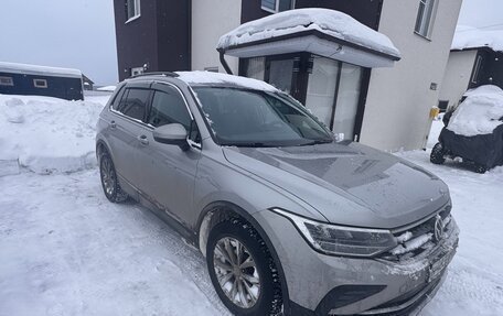 Volkswagen Tiguan II, 2021 год, 2 950 000 рублей, 8 фотография