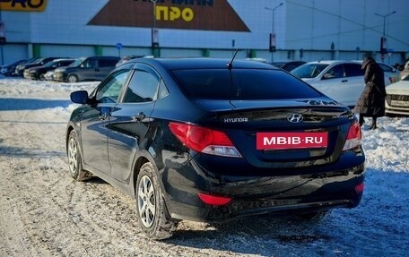 Hyundai Solaris II рестайлинг, 2013 год, 875 000 рублей, 4 фотография
