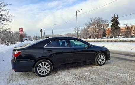 Toyota Camry, 2017 год, 1 870 000 рублей, 6 фотография