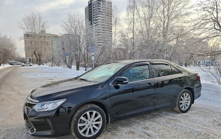 Toyota Camry, 2017 год, 1 870 000 рублей, 14 фотография
