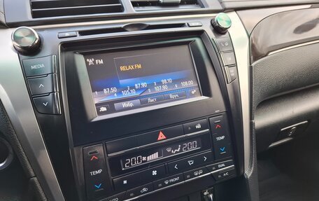 Toyota Camry, 2017 год, 1 870 000 рублей, 24 фотография