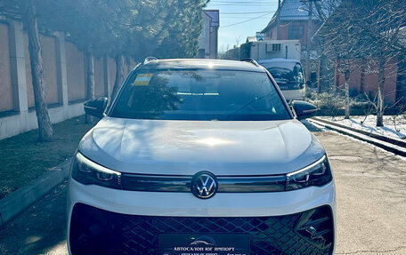 Volkswagen Tiguan, 2025 год, 4 620 000 рублей, 2 фотография