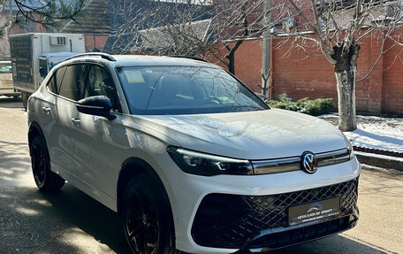 Volkswagen Tiguan, 2025 год, 4 620 000 рублей, 3 фотография