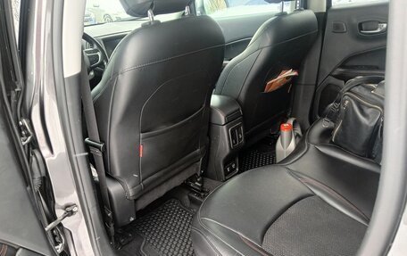 Jeep Compass II, 2019 год, 2 450 000 рублей, 12 фотография