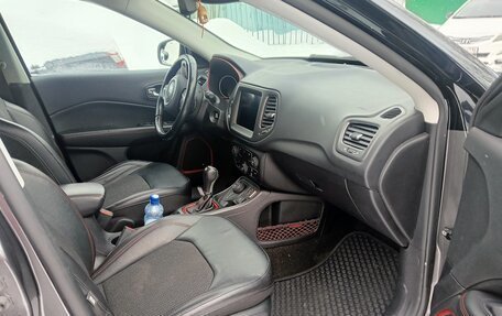 Jeep Compass II, 2019 год, 2 450 000 рублей, 13 фотография