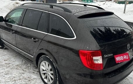 Skoda Superb III рестайлинг, 2013 год, 1 370 000 рублей, 18 фотография