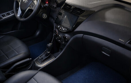 Hyundai Solaris II рестайлинг, 2015 год, 970 000 рублей, 8 фотография