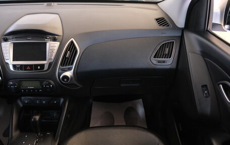 Hyundai ix35 I рестайлинг, 2013 год, 1 389 000 рублей, 17 фотография