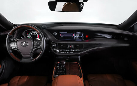 Lexus LS IV, 2018 год, 4 690 000 рублей, 5 фотография