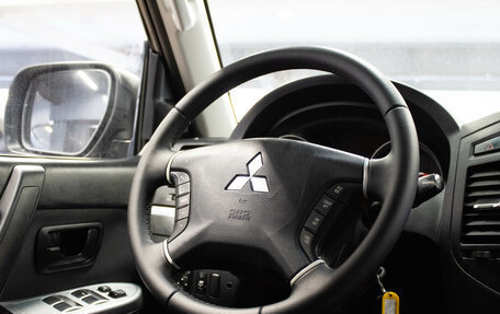 Mitsubishi Pajero IV, 2012 год, 1 799 000 рублей, 7 фотография