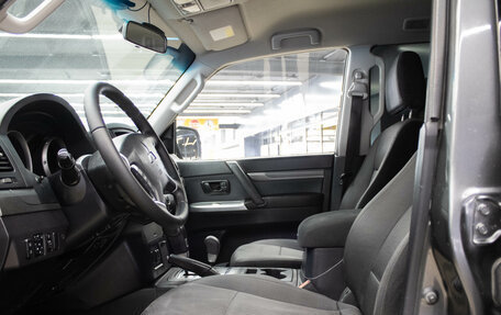 Mitsubishi Pajero IV, 2012 год, 1 799 000 рублей, 10 фотография