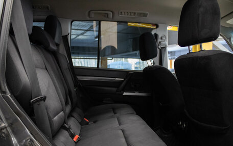 Mitsubishi Pajero IV, 2012 год, 1 799 000 рублей, 13 фотография