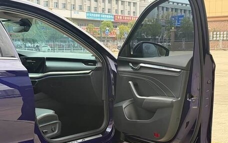 Skoda Octavia IV, 2023 год, 1 940 000 рублей, 13 фотография