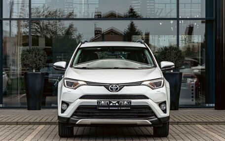 Toyota RAV4, 2019 год, 2 265 000 рублей, 2 фотография