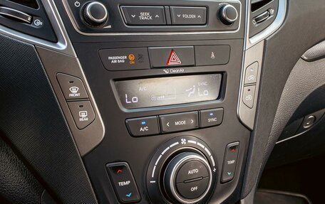 Hyundai Santa Fe III рестайлинг, 2018 год, 1 925 000 рублей, 15 фотография