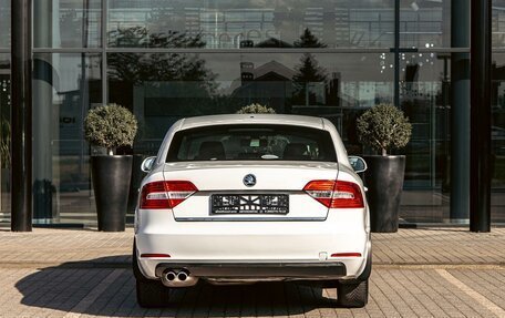 Skoda Superb III рестайлинг, 2013 год, 1 025 000 рублей, 5 фотография