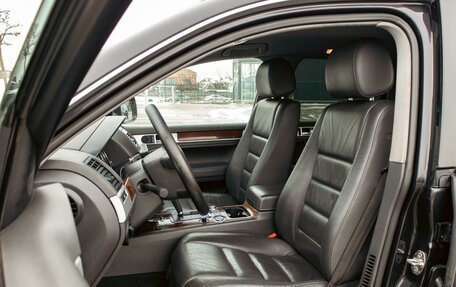 Volkswagen Touareg III, 2010 год, 995 000 рублей, 11 фотография