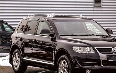 Volkswagen Touareg III, 2010 год, 995 000 рублей, 7 фотография